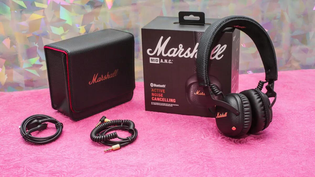 Marshall MID A.N.C tặng kèm hộp đựng và bảo vệ tai nghe