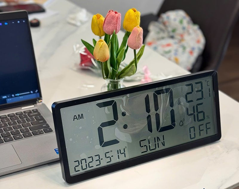 Đồng Hồ Điện Tử Để Bàn Màn Hình LCD Hiện Đại Kết Hợp Hoài Cổ